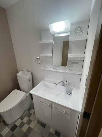 東白川台４丁目戸建ての洗面所