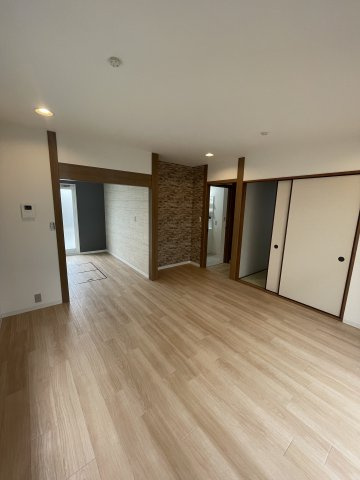 東白川台４丁目戸建ての居間・リビング