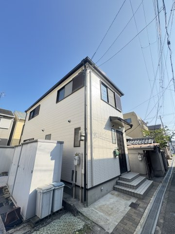 腕塚町9丁目戸建ての外観