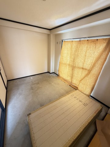 第一徳山ビルの和室