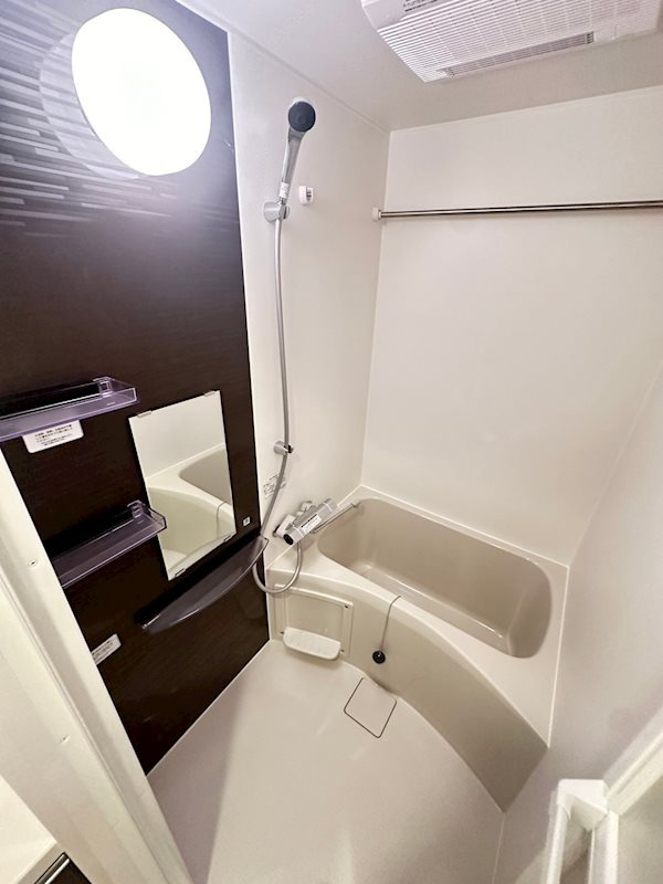 CREST TAPP 神戸三宮の浴室