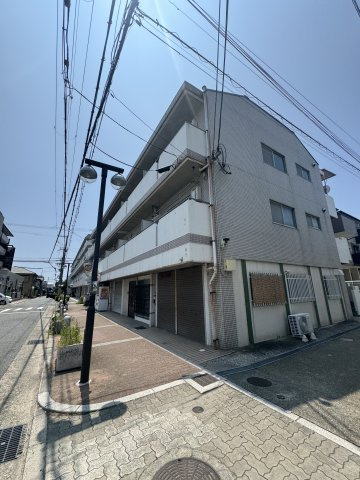 苅藻通三丁目マンションの外観