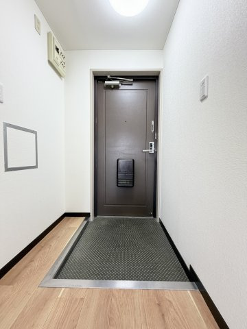 トゥエルブイナバソウの玄関