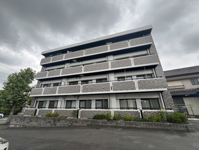クレセントマンション