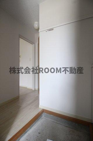 サンパテックの内装|明るい色調の室内です