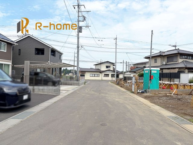 常陸大宮市泉第6　新築戸建て　3号棟の前面道路含む現地写真|周辺環境も併せて案内致します♪
閑静な住宅地で笑顔あふれる新生活！
ぜひ現地へお越しください♪