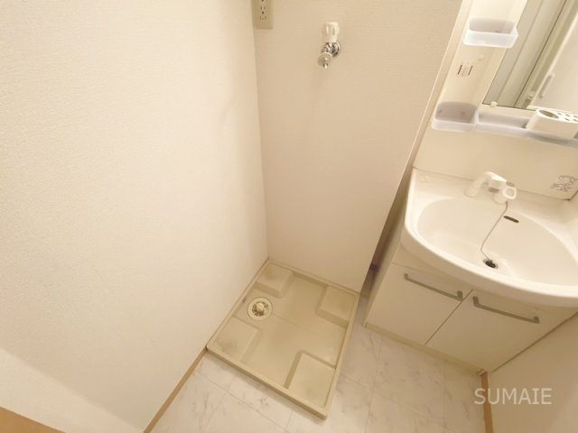 サンパティーク　Ｂ館の洗面所|室内洗濯機置き場です！