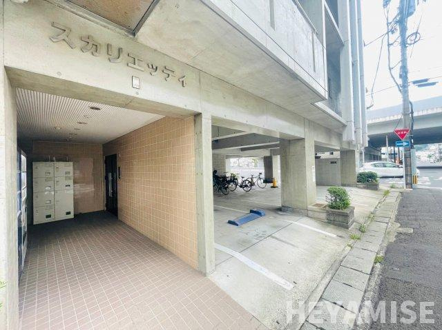 宝町スカリエッティのエントランス