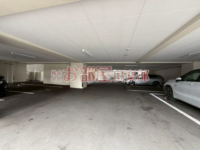 RESIDENCE花畑の駐車場|駐車場完備です
