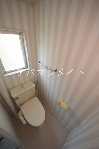【トイレ】 | コーポ秋 | 落ち着いた色調のトイレです