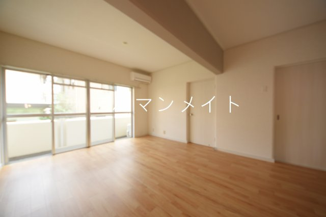 【居間・リビング】 | コーポ秋 | 戸塚周辺ならアパマンメイトへＬｅｔｓ Ｇｏ ！