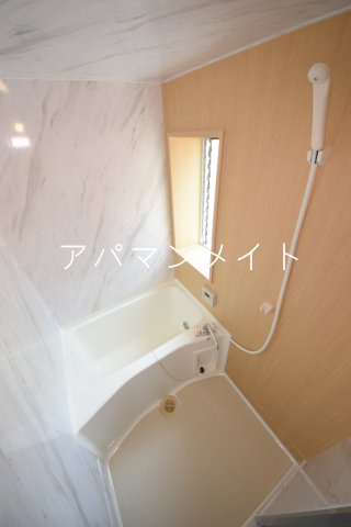 【浴室】 | コーポ秋 | お風呂で日々の疲れを落としましょう