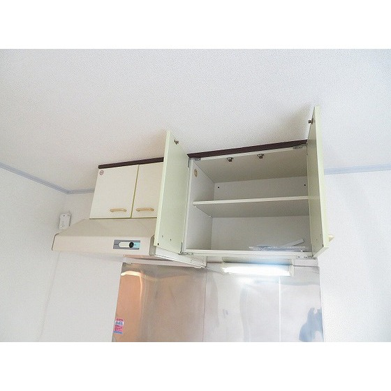 Ｓ・Ｋハウスのキッチン|キッチン上収納