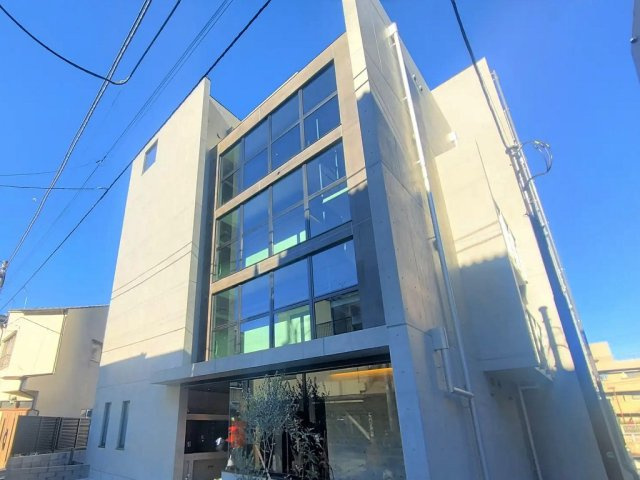 LEGALAND西新宿ANNEX