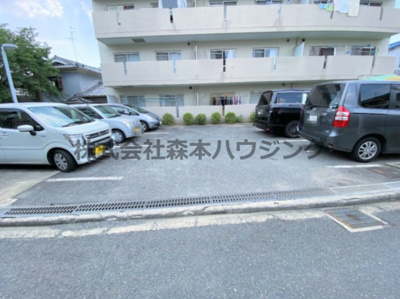 【駐車場】 | 　グリーンハイツさんわ（常盤） | 駐車場です