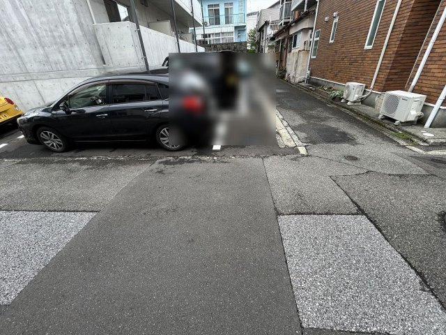 レアシスの駐車場|駐車場完備です
