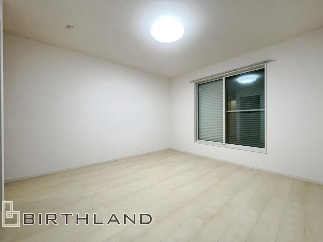 安積町荒井　中古戸建ての洋室