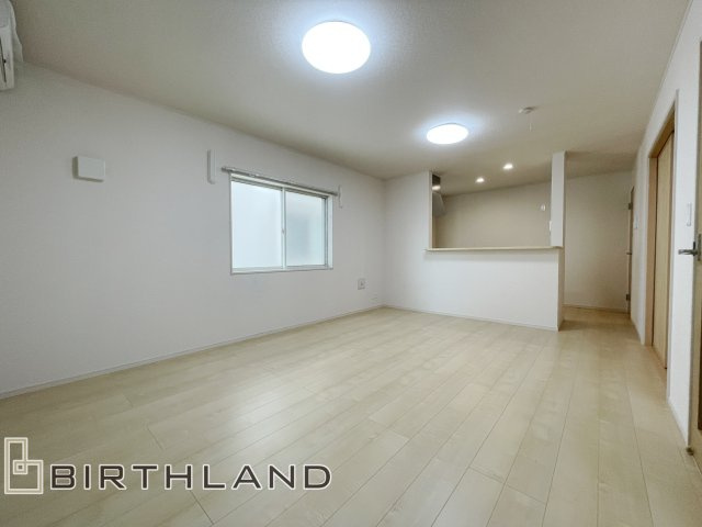 安積町荒井　中古戸建ての居間・リビング