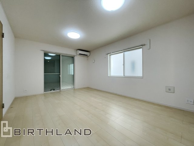 安積町荒井　中古戸建ての居間・リビング