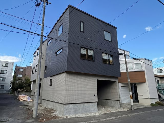 二十四軒4条5丁目　新築戸建　2号棟
