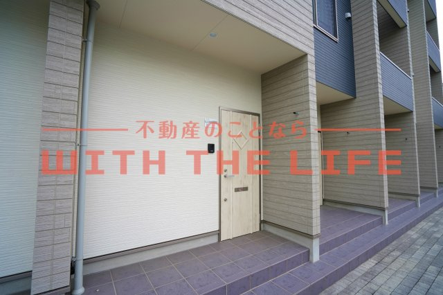 アメニティ諏訪野【キャッシュバック対象物件】のエントランス|清潔なエントランスです