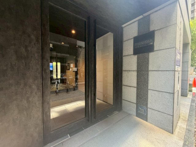 【エントランス】