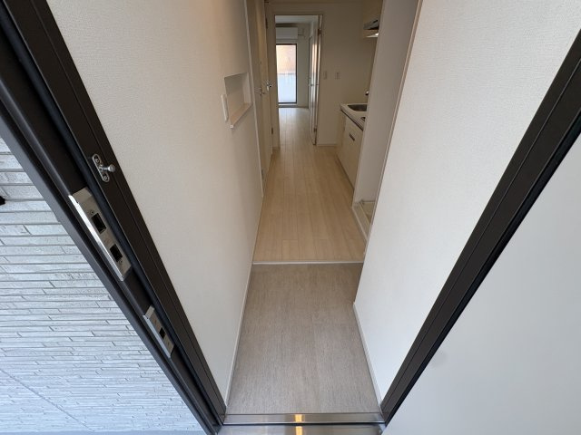 リブリ・中山手の玄関