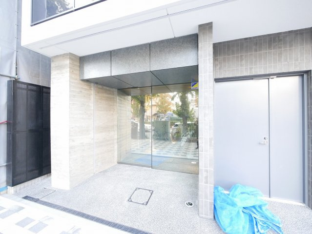クレインメゾン新川通のロビー