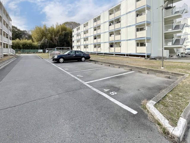 【駐車場】 | ビレッジハウス宮の前