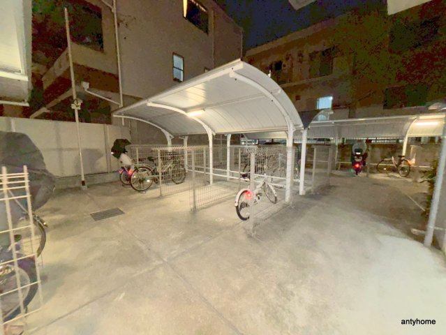 ハナミズキ福島　仲介手数料無料の駐車場