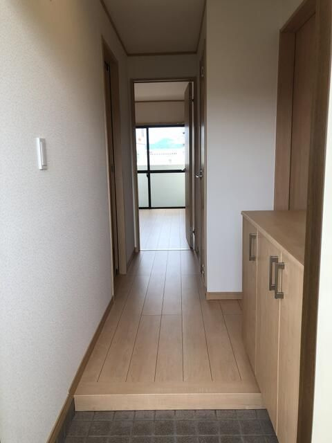 ホットハイムⅡの玄関