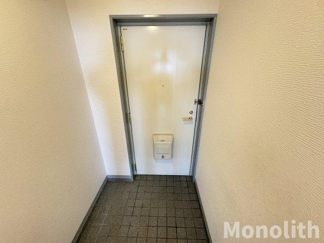 パレスさくらBの玄関