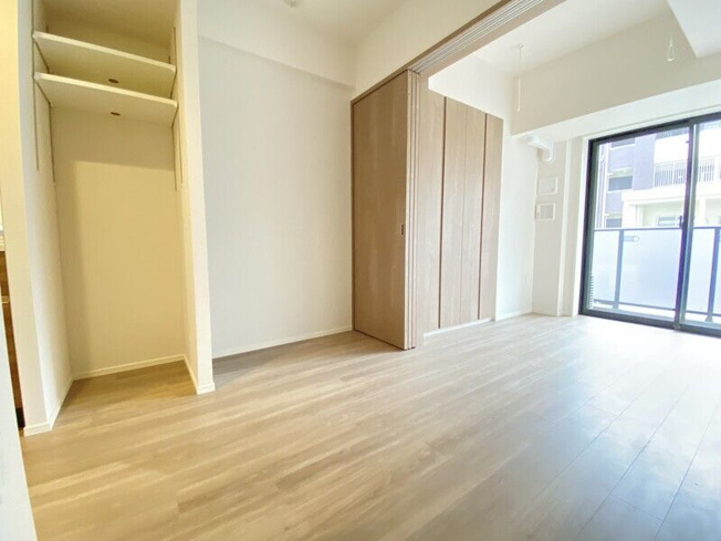 【居間・リビング】ONE ROOF RESIDENCE TAMACHI