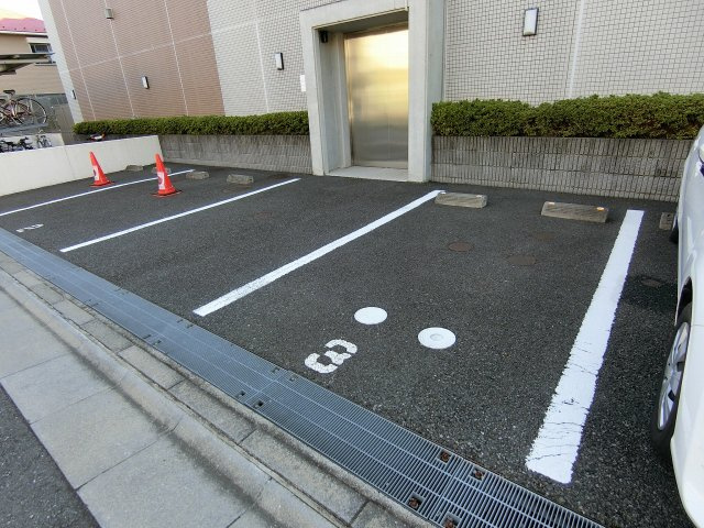 【駐車場】 | アーバンフラッツ八王子みなみ野(アーバンフラッツハチオウジミナミノ)