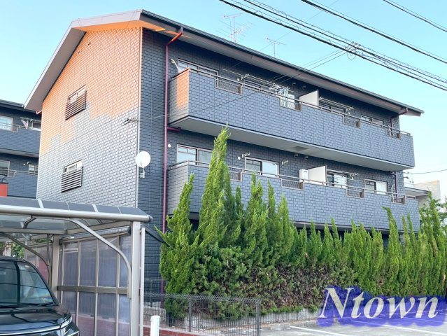 【外観】 | ジーライズ西味鋺A棟 | 外観は落ち着いています