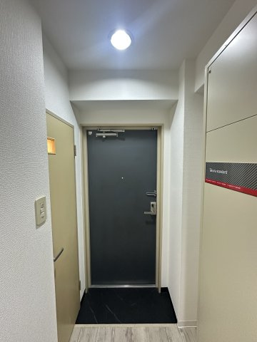 シティライフエステート難波南の玄関
