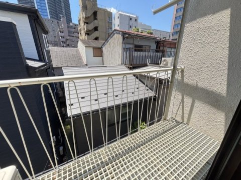 【バルコニー】
