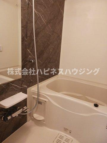 ヒルズ　ガーデンの浴室