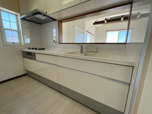 明石市大久保町谷八木戸建のキッチン