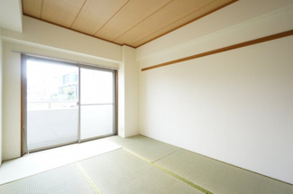 【その他】 | アメージングエステート | ※同物件、反転タイプの写真です。