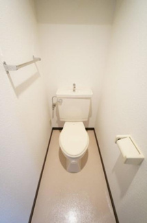 【トイレ】 | アメージングエステート | ※同物件、反転タイプの写真です。