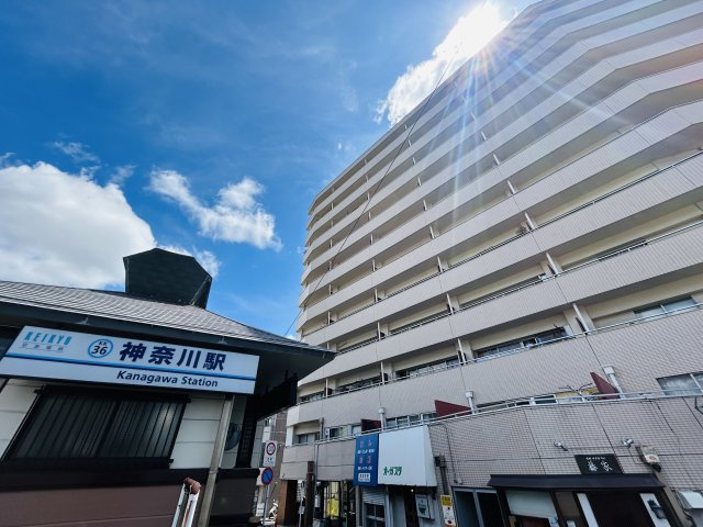 見て見て！！駅が目の前！！ワンチャン傘なくても暮らせそうな距離感！！走れば２秒！で、フランス人もビックリ！な、【リフォーム／シーアイマンション神奈川】
