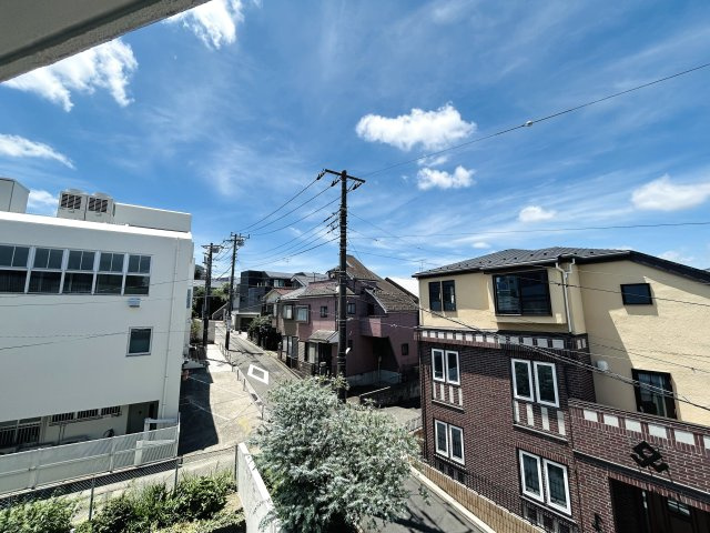 今日はどの駅使う？？その選択肢が多いほど、人生の幅も変わってくるナイスな立地！！パッと見の外観からは想像つかない新たな世界はココに、、な、『反町ステーションハイツ』フルリノベーションの展望