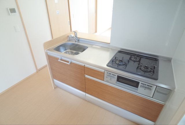 神戸市東灘区森北町１丁目の賃貸マンションのキッチン