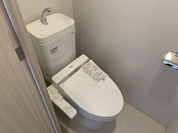 神戸市中央区東雲通５丁目の賃貸マンションのトイレ