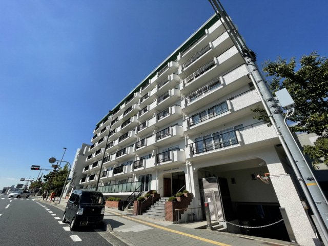 芦屋市業平町の賃貸マンションの外観