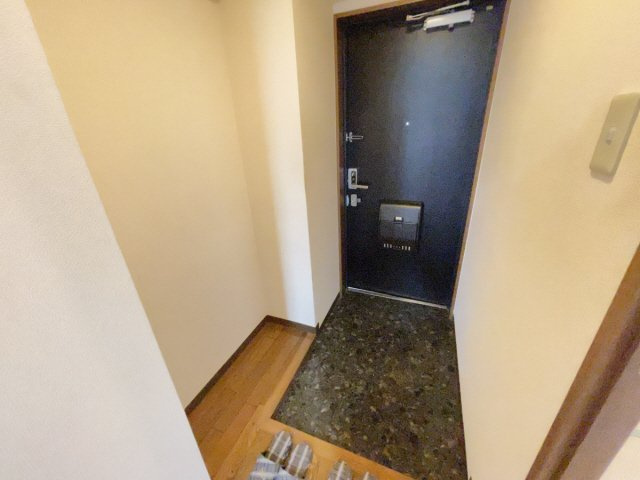 神戸市東灘区本庄町１丁目の賃貸マンションの玄関