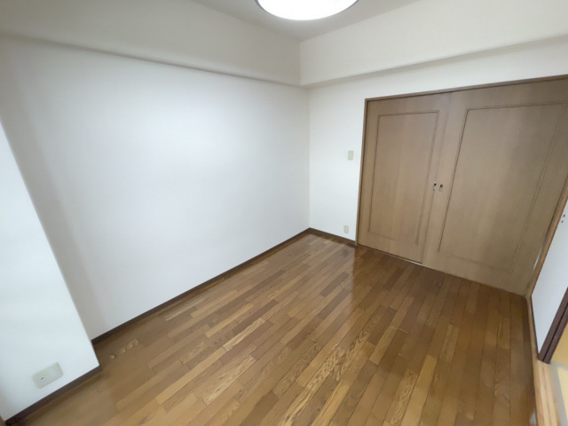 神戸市東灘区本庄町１丁目の賃貸マンションの居間・リビング