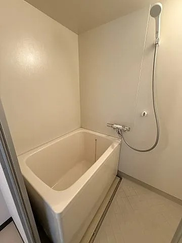 芦屋市高浜町の賃貸マンションの浴室