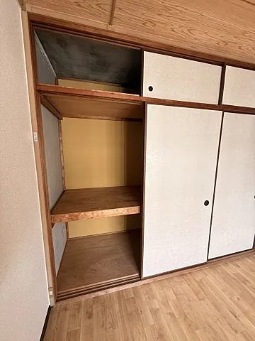 芦屋市高浜町の賃貸マンションの収納